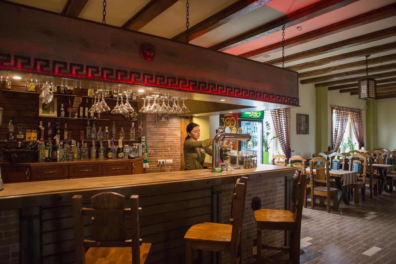 Hotel & Restaurant Complex Hap-Ok Brodki Εξωτερικό φωτογραφία